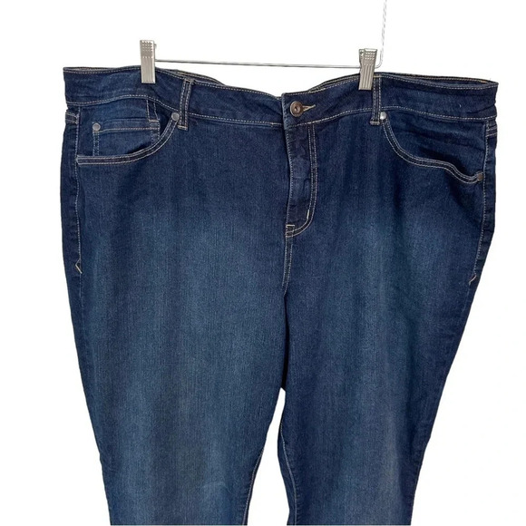 Torrid 24T‎ plus-size blue jeans - Picture 5 of 6